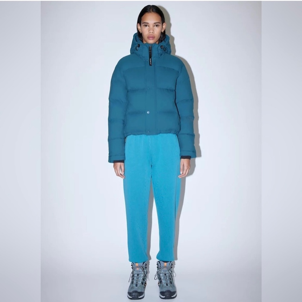 Aritzia Super World Women’s The Super Puff Shorty Jacket XS